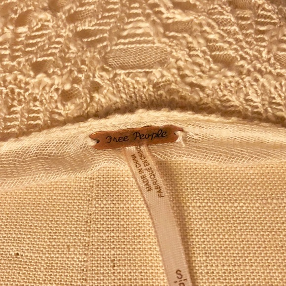 NWT Free People Beaded Boho Crochet Top - Picture 6 of 6